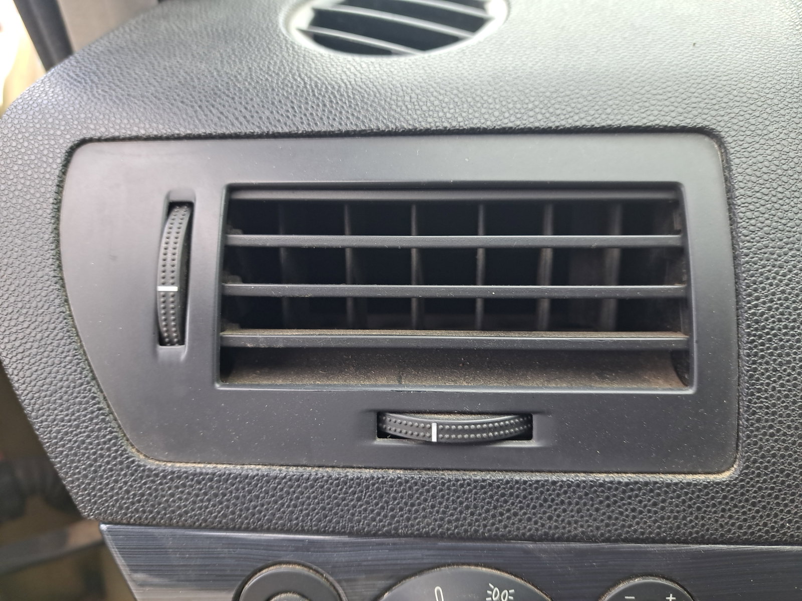 Grila aerisire stanga Opel Astra H [Fabr 2004-2009] OEM - imagine 2