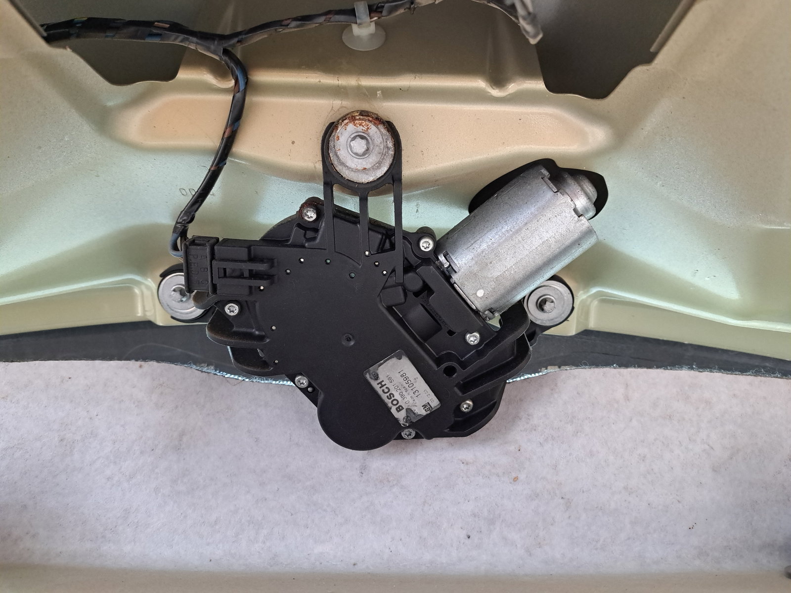 Motoras stergator haion Opel Astra H [Fabr 2004-2009] OEM