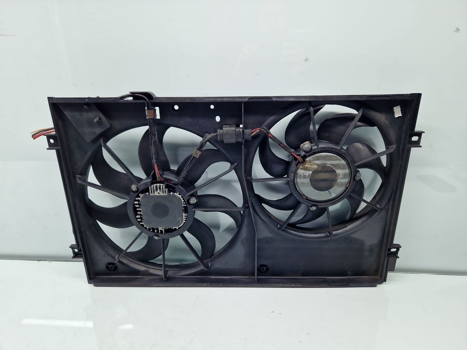 Electroventilator Volkswagen Touran (1T1, 1T2) [Fabr 2003-2010] 1K0121207B 1.4 TSI CAXA 90KW / 122CP - imagine 2