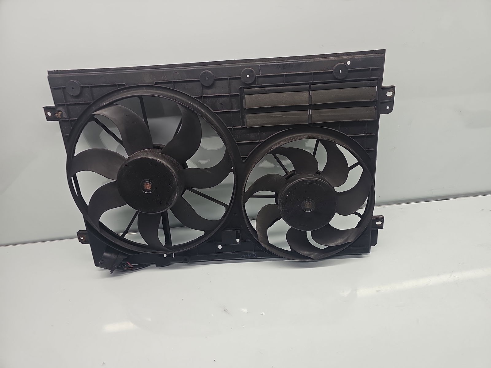 Electroventilator Volkswagen Passat B7 (362) [Fabr 2010-2014] 1K0121207BC 2.0 TDI CFFB 103KW / 140CP - imagine 3