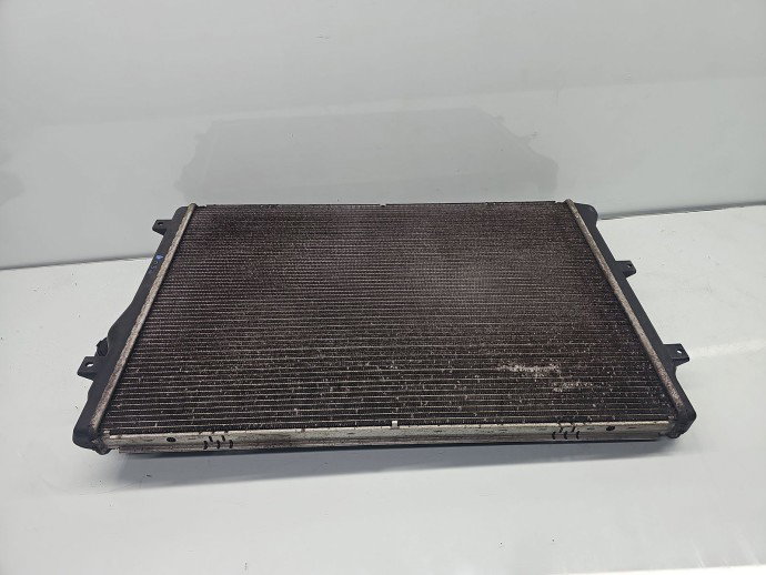 Radiator apa  Volkswagen Passat B7 (362) [Fabr 2010-2014] 3C0121253AR 2.0 TDI CFFB 103KW / 140CP