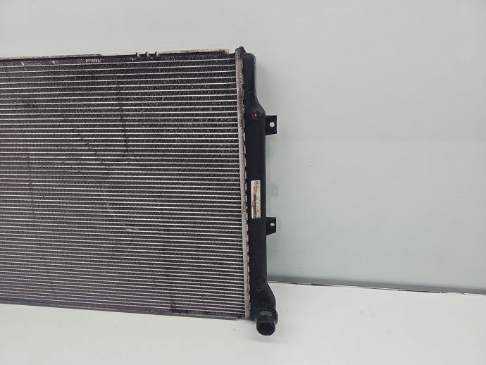 Radiator apa  Volkswagen Passat B7 (362) [Fabr 2010-2014] 3C0121253AR 2.0 TDI CFFB 103KW / 140CP