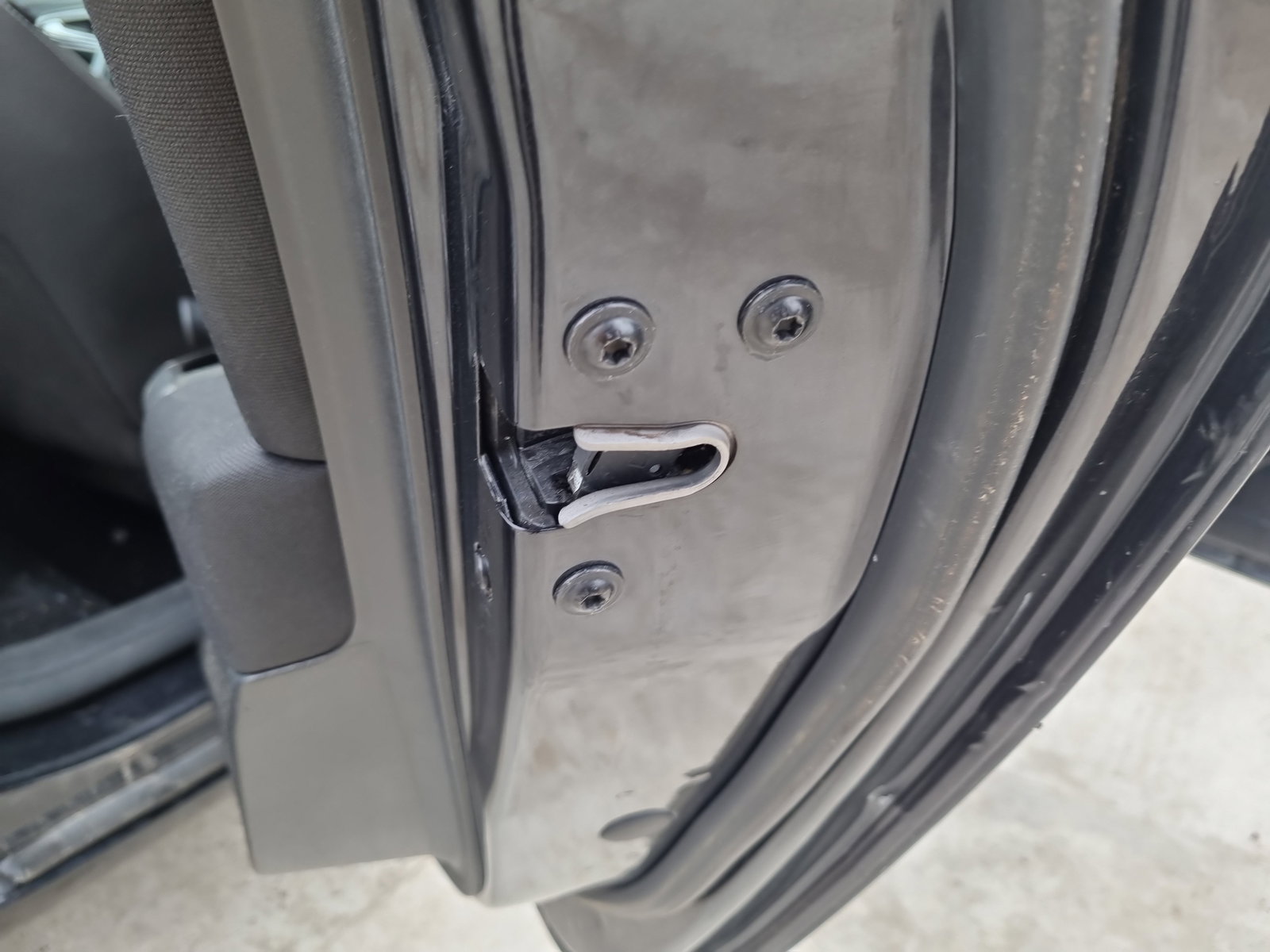 Broasca usa dreapta spate Opel Astra J [Fabr 2009-2015] OEM - imagine 2