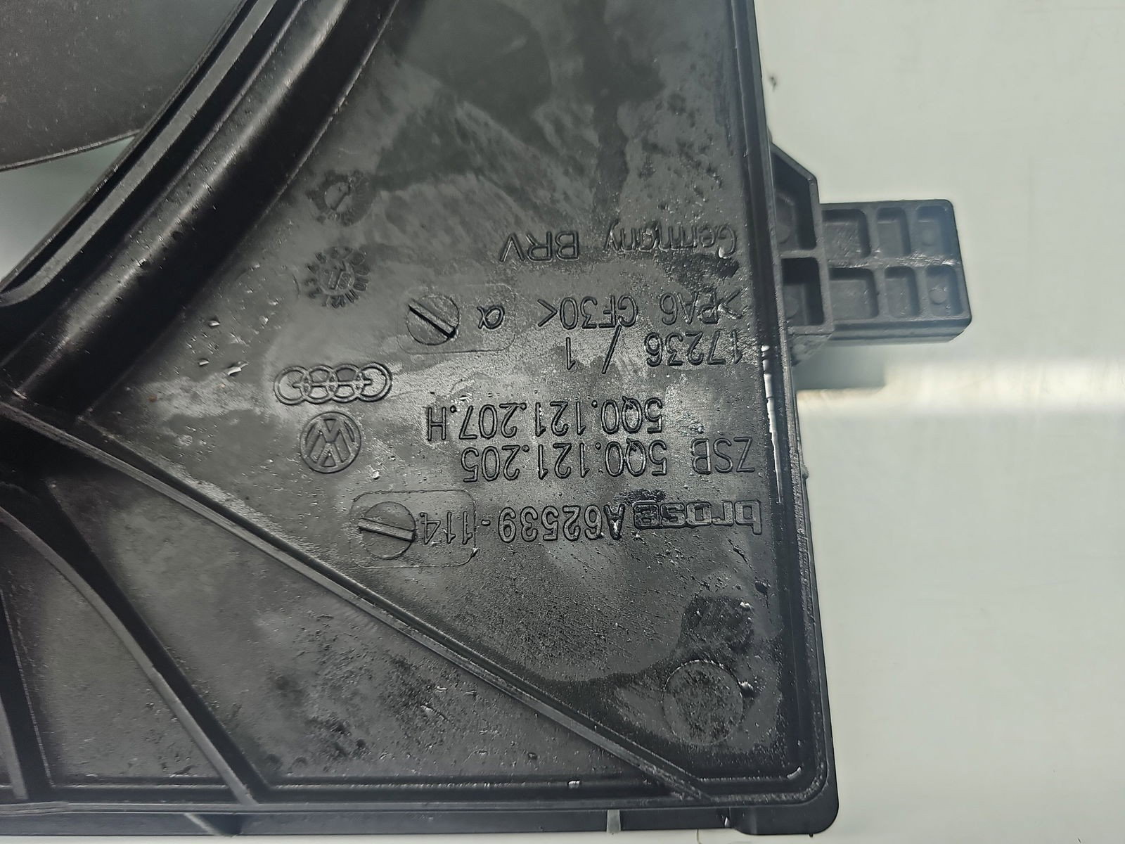 Electroventilator AUDI A3 (8V1) [Fabr 2012-2017] 5Q0121205 1.6 TDI CLHA 77KW / 105CP - imagine 2