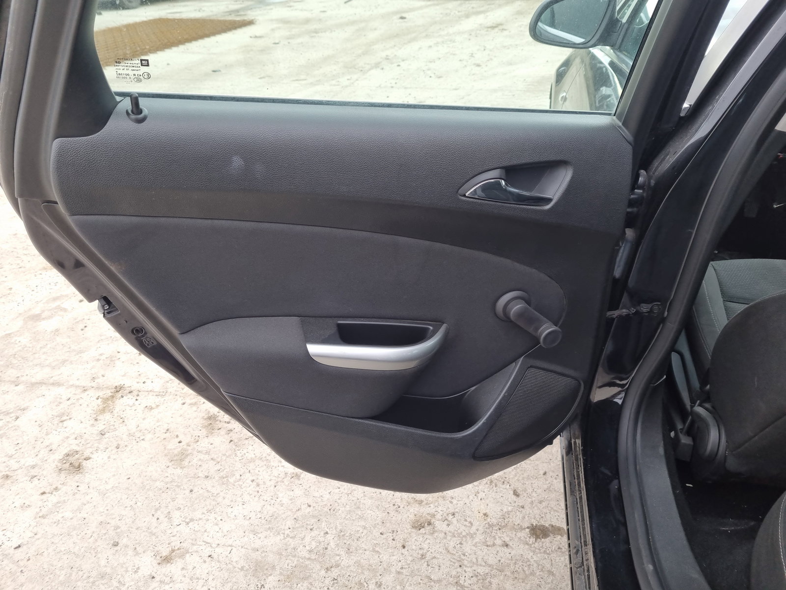 Tapiterie usa stanga spate Opel Astra J [Fabr 2009-2015] OEM - imagine 1