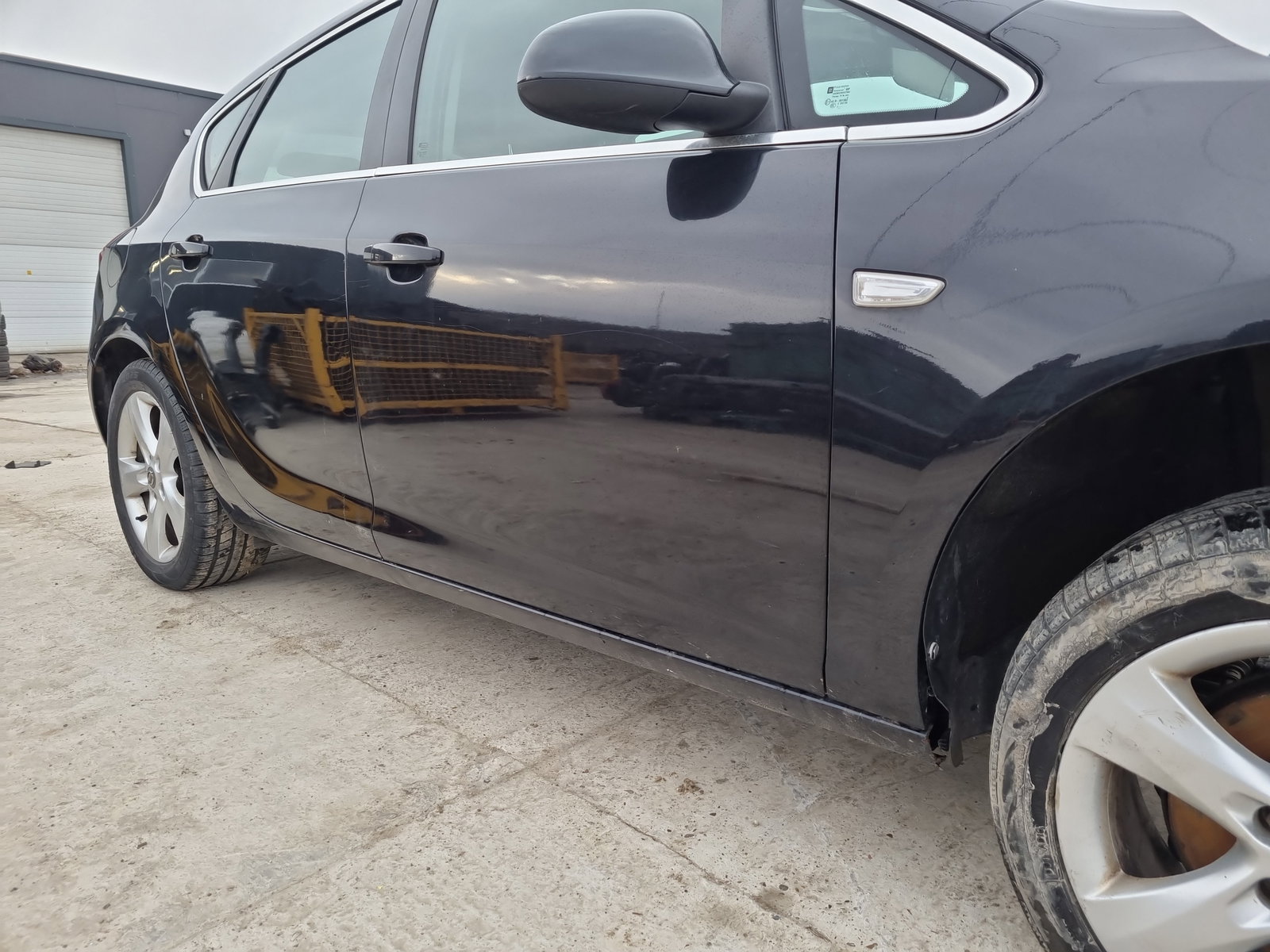 Prag lateral dreapta Opel Astra J [Fabr 2009-2015] OEM - imagine 2