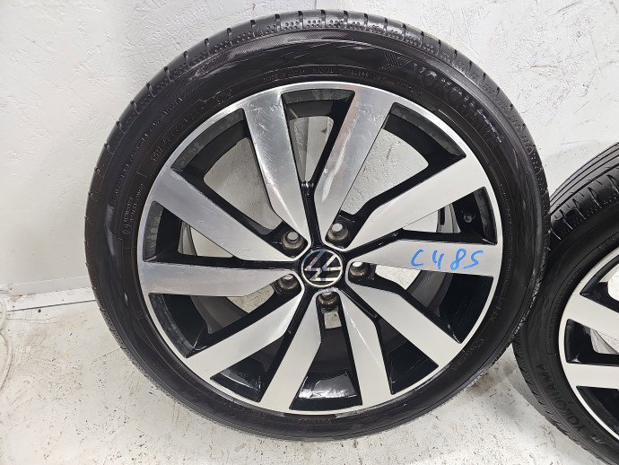 Set jante cu anvelope Volkswagen Touran (5T1) R-line [Fabr 2015-prezent] 5TA601025F