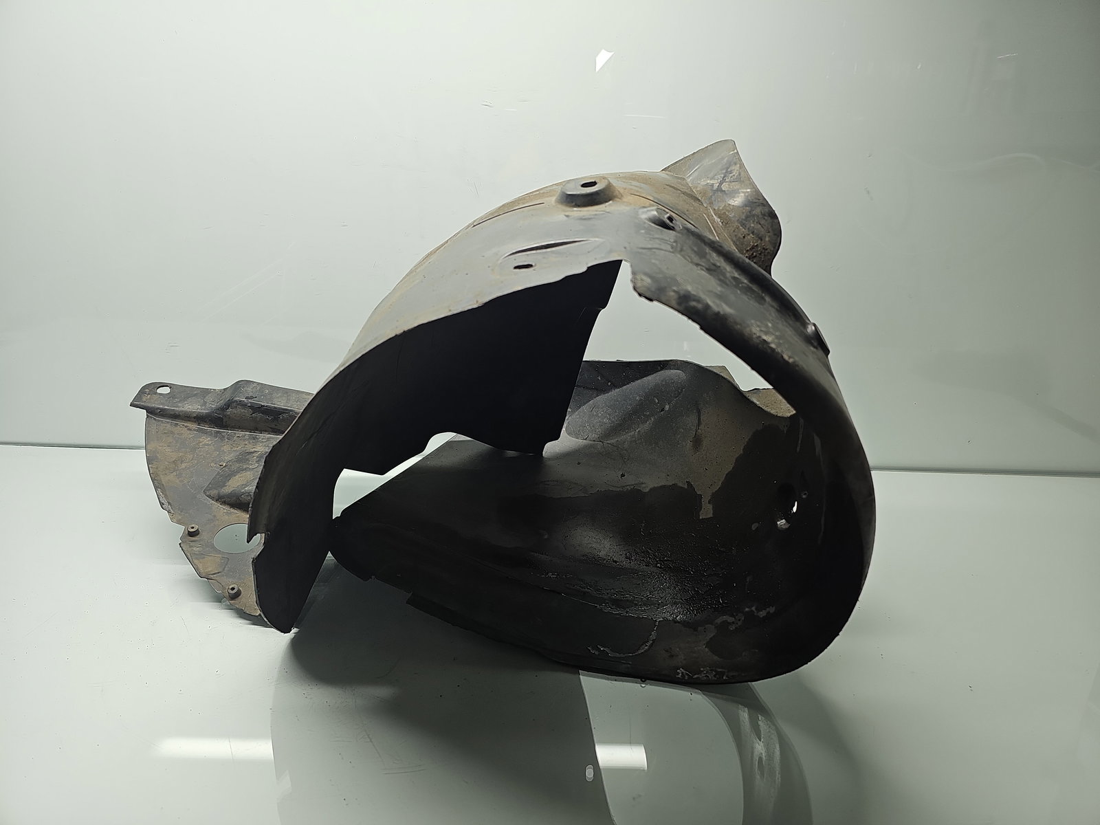 Carenaj roata stanga fata Citroen C4 Cactus [Fabr 2014-2017] 9801609880 - imagine 1