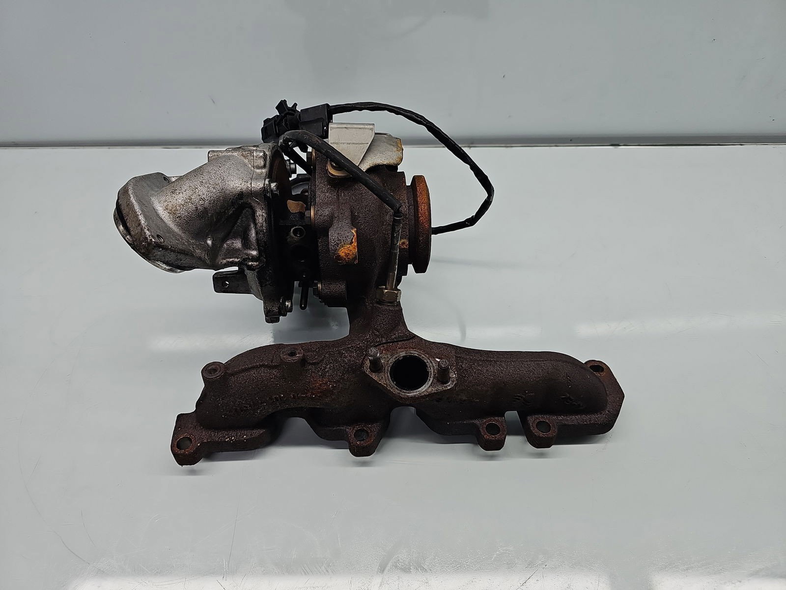 Turbina Volkswagen Golf 6 (5K1) [Fabr 2009-2013] 03L253056G 2.0 TDI CFFB 103KW / 140CP - imagine 1