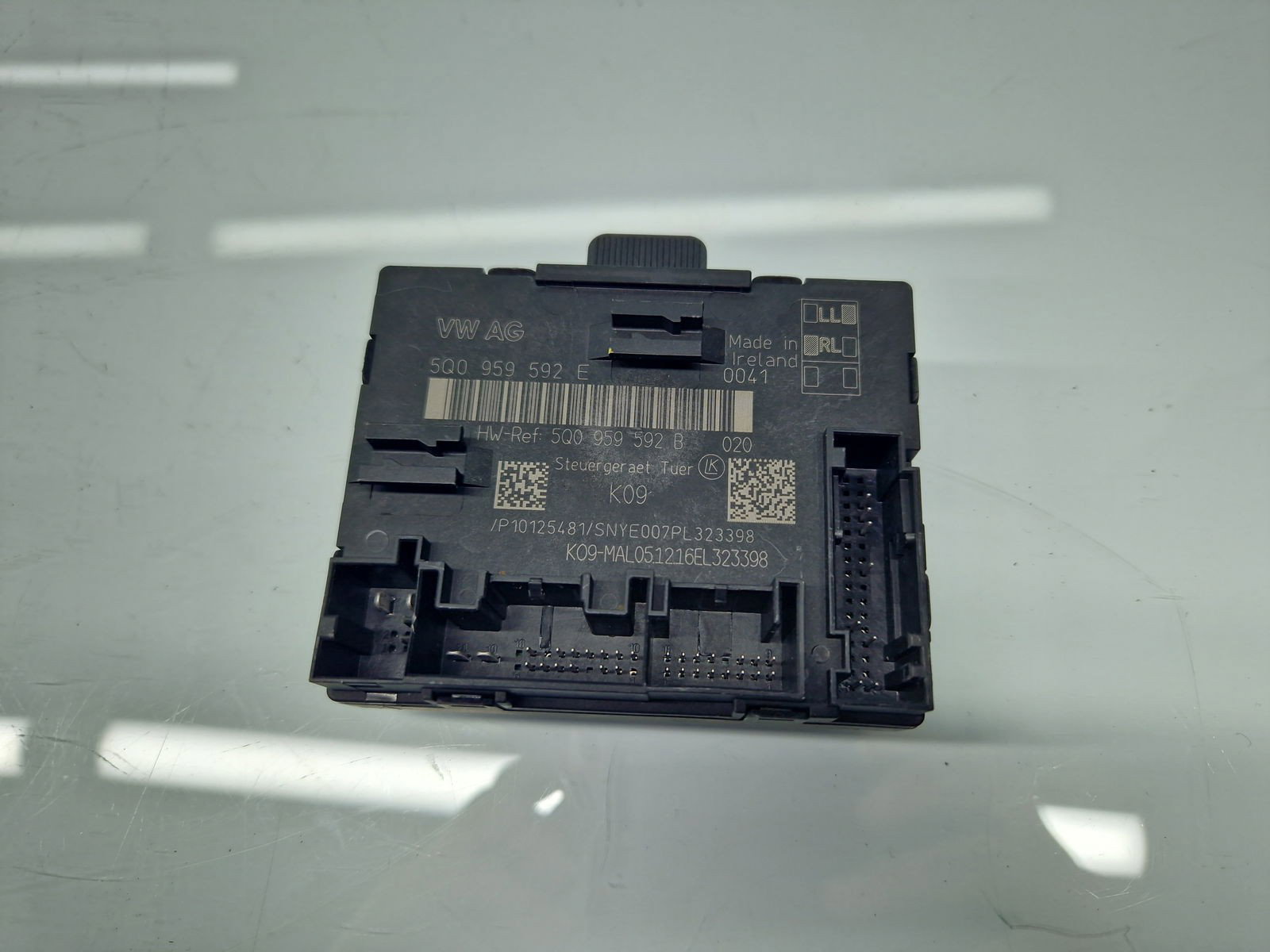 Modul confort Volkswagen Tiguan II (AD1, AX1) [2016-2018] 5Q0959592E - imagine 1