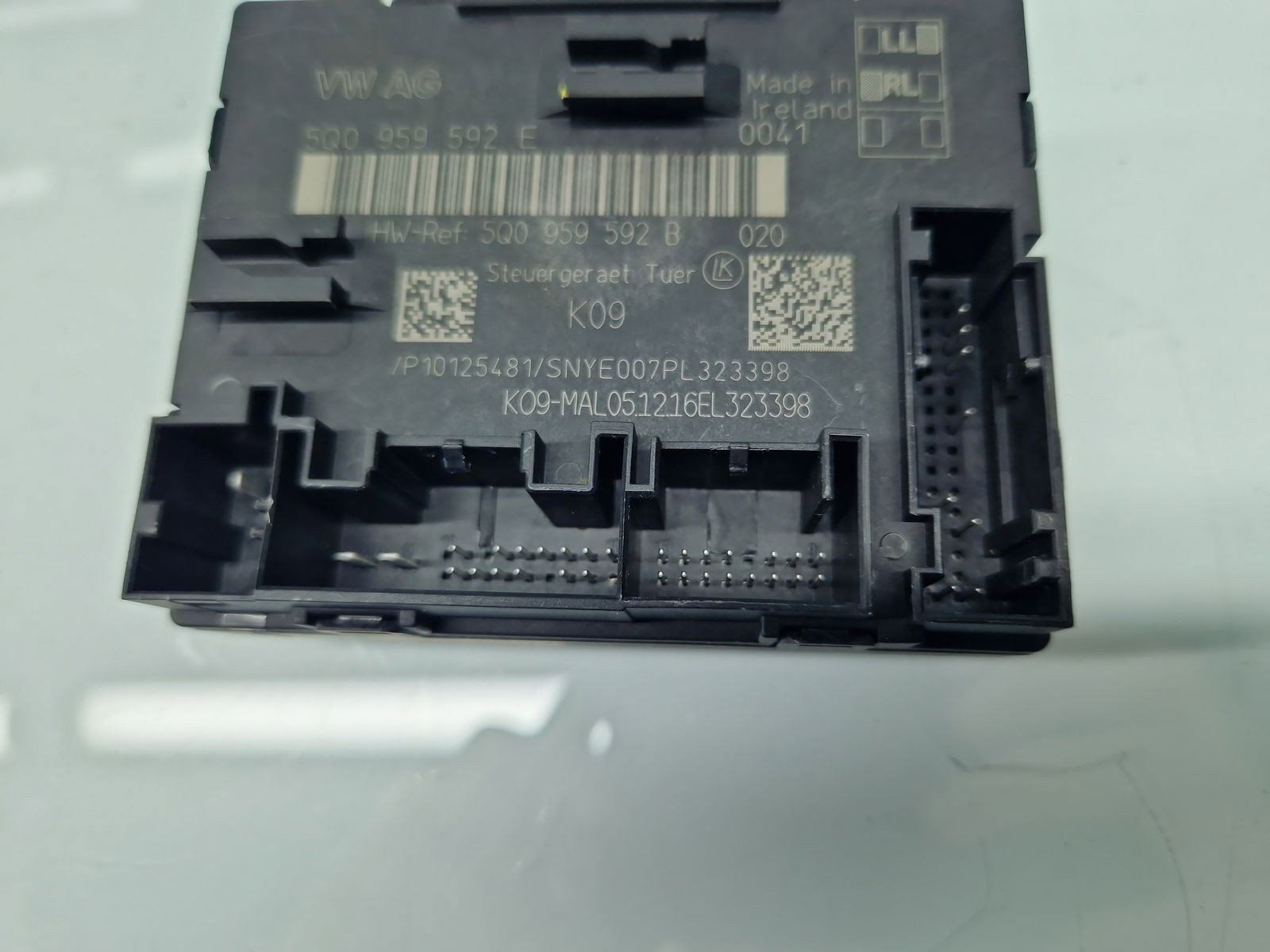 Modul confort Volkswagen Tiguan II (AD1, AX1) [2016-2018] 5Q0959592E - imagine 3