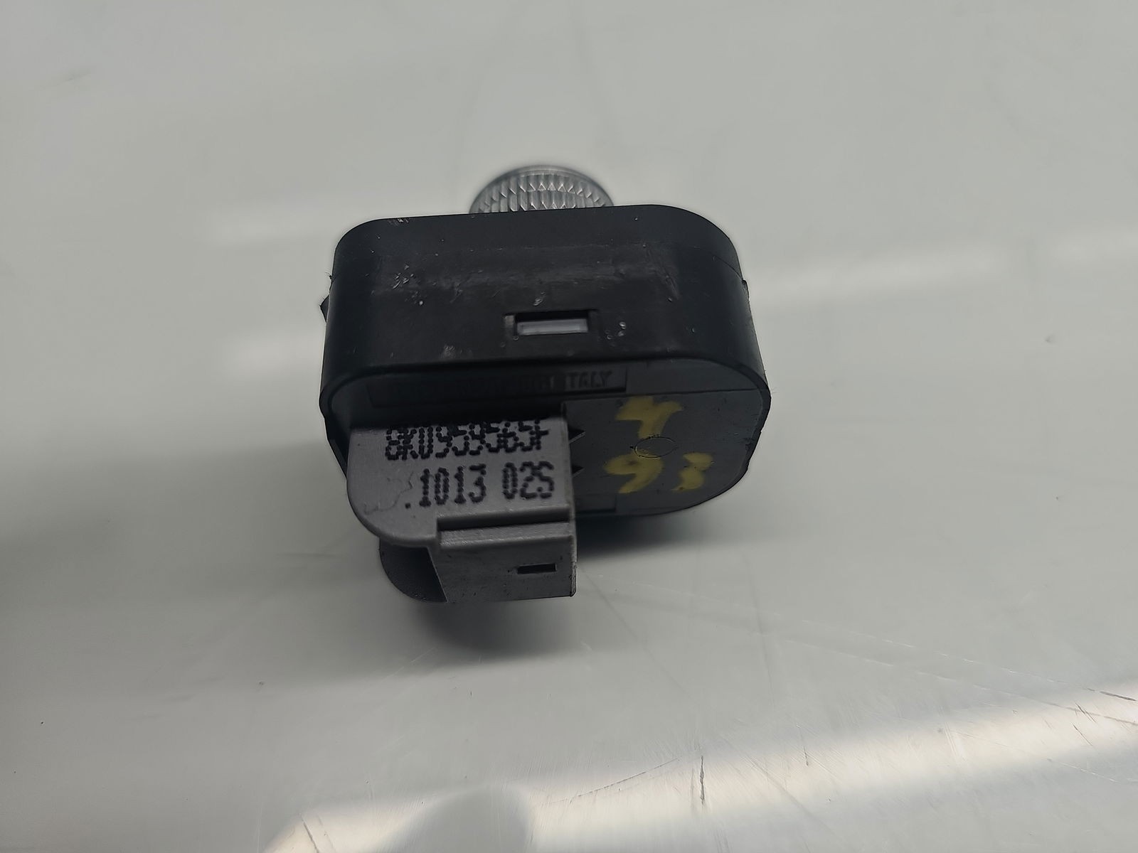 Buton reglaj oglinzi AUDI A4 (8K2, B8) [Fabr 2008-2015] 8K0959565F - imagine 2