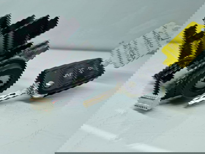  Contact cu cheie  Skoda Octavia 3 (5E3) [Fabr 2012-2020] 1K0905851 2.0 TDI CZEA 110KW / 150CP