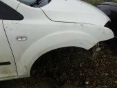 Aripa dreapta fata Ford Focus 2 1.6 TDCI Diamond white no2 2004-2012