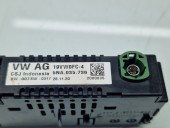  Conector auxiliar USB  Volkswagen Passat B8 (3G2) [Fabr 2015-prezent] 5NA035736