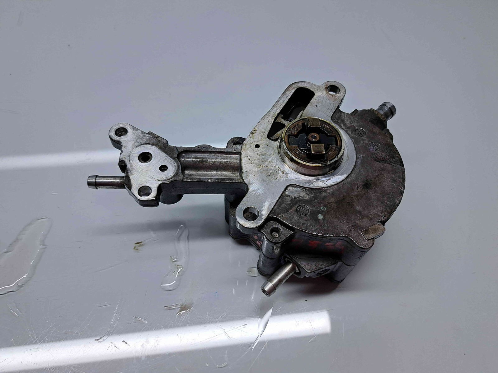 Pompa inalta presiune Volkswagen Passat B6 (3C2) [Fabr 2005-2010] 038145209M 1.9 TDI BXE 77KW / 105CP - imagine 2