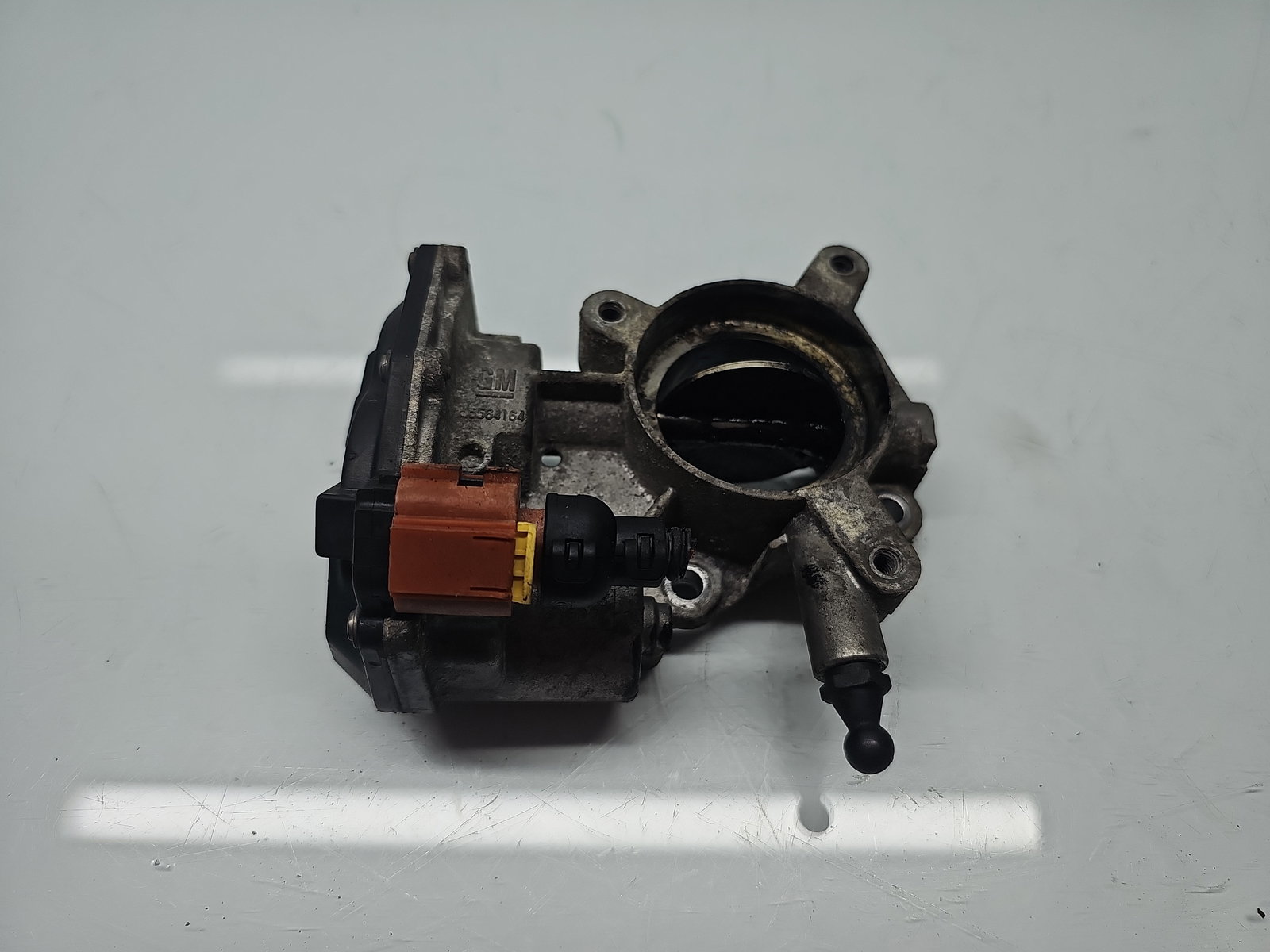 Clapeta acceleratie Opel Astra J [Fabr 2009-2015] 55564164 2.0 CDTI A20DTH 118KW / 160CP - imagine 1