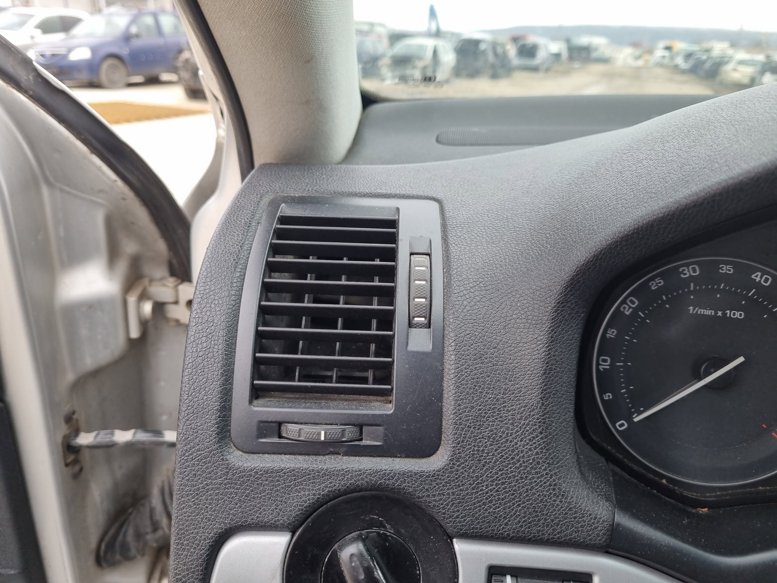 Grila aerisire stanga Skoda Octavia 2 (1Z3) [Fabr 2004-2013] OEM - imagine 3