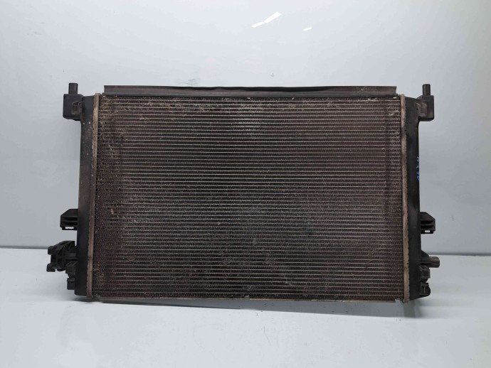 Radiator apa  Volkswagen Golf 7 (5G) [Fabr 2014-prezent] 5Q0121251GB 2.0 TDI CRMB 110KW / 150CP