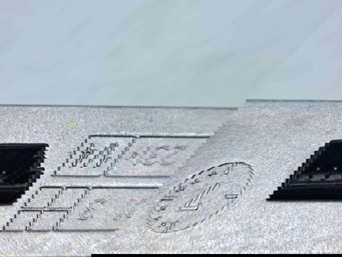  Amplificator antena Audi A5 (8T3) [Fabr 2007-2015] 8E0035456C