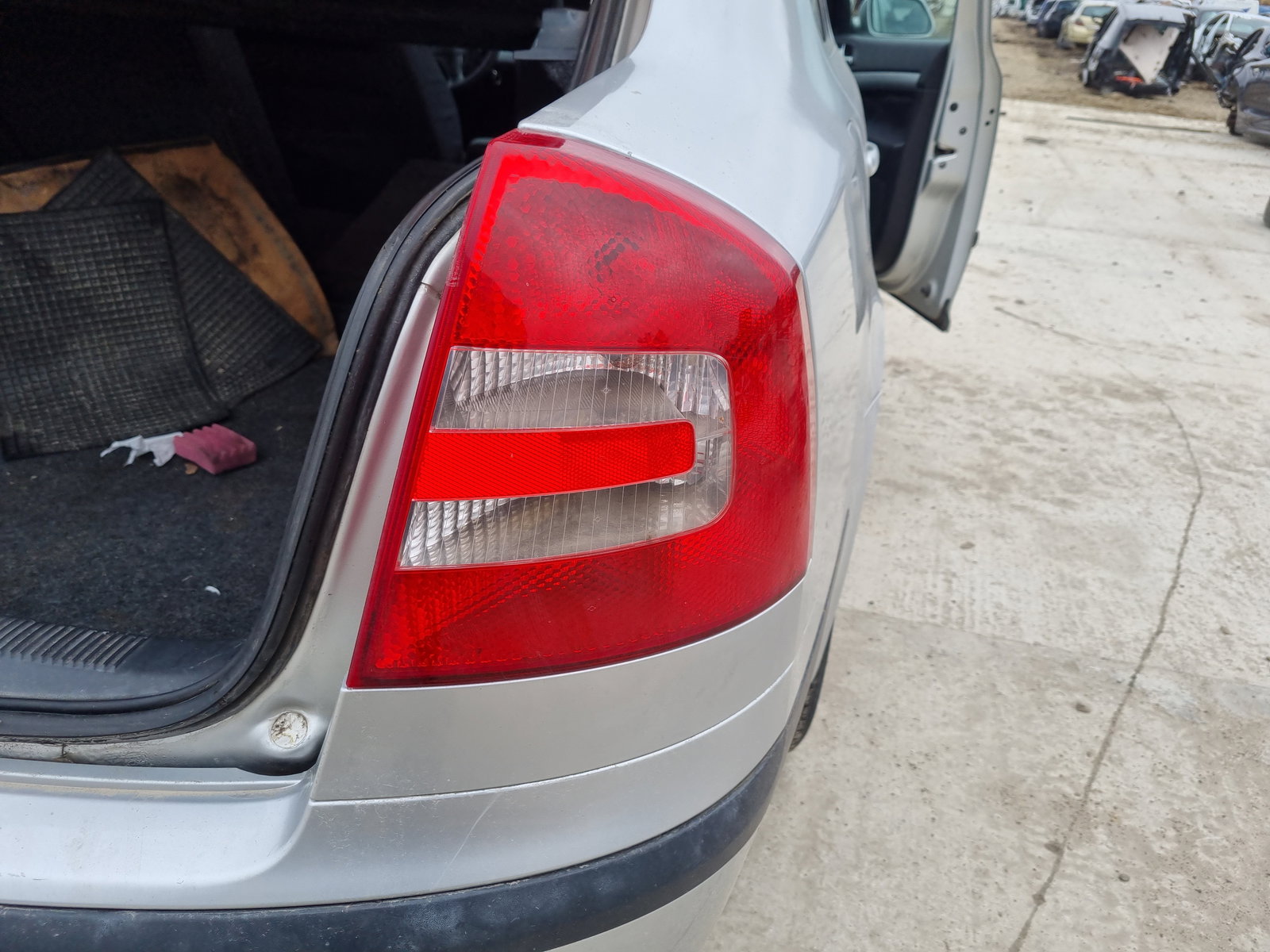 Stop aripa dreapta Skoda Octavia 2 (1Z3) [Fabr 2004-2013] OEM - imagine 1