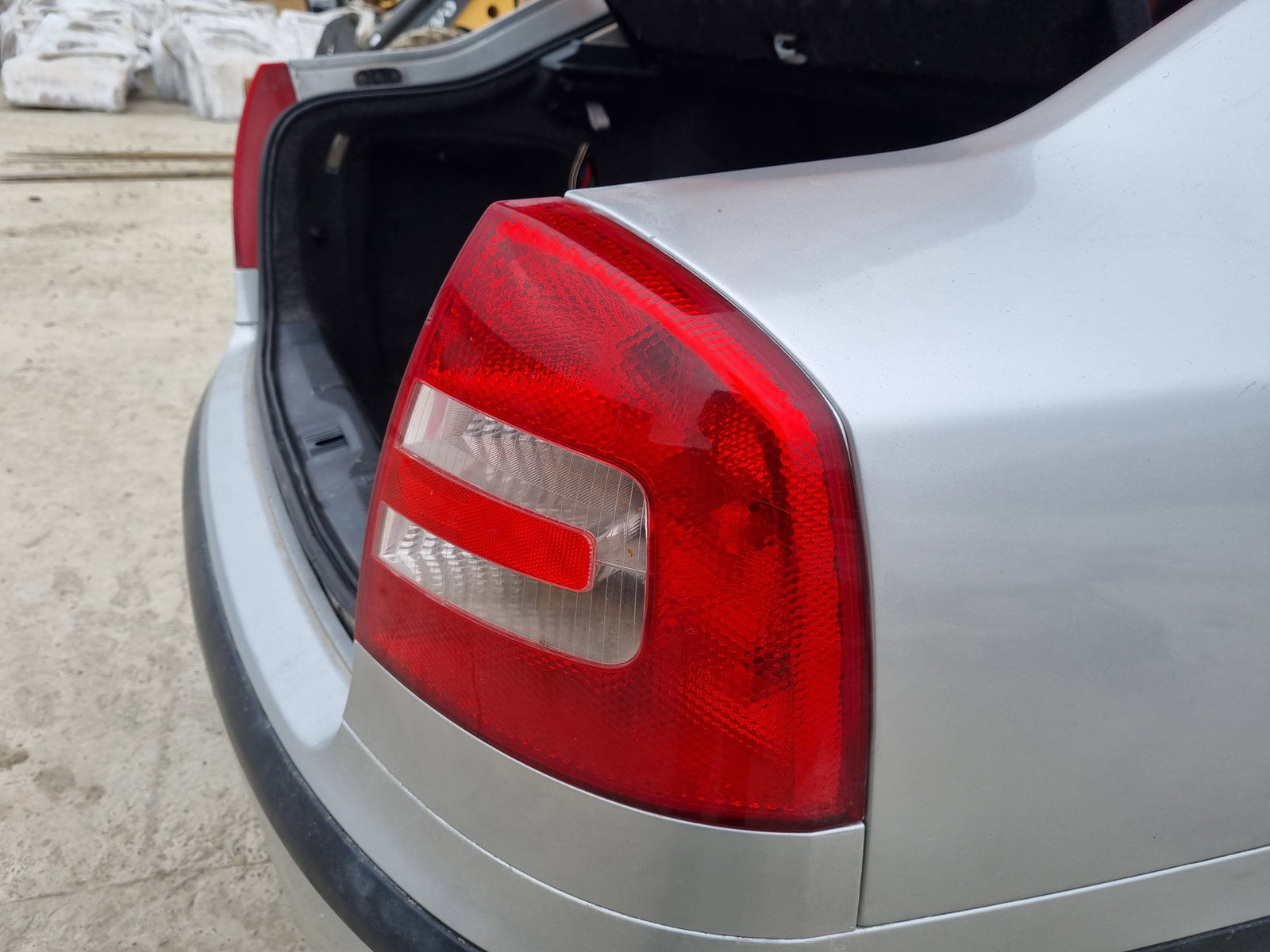 Stop aripa dreapta Skoda Octavia 2 (1Z3) [Fabr 2004-2013] OEM - imagine 2