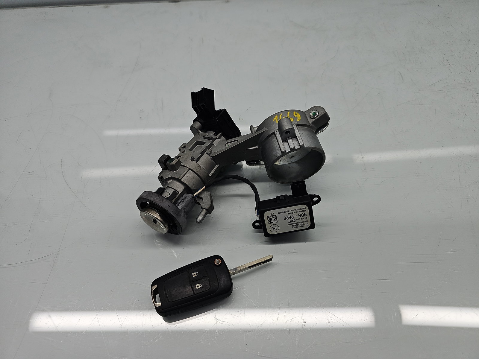 Contact cu cheie Opel Astra J [Fabr 2009-2015] 20939745 2.0 CDTI A20DTH 118KW / 160CP - imagine 1