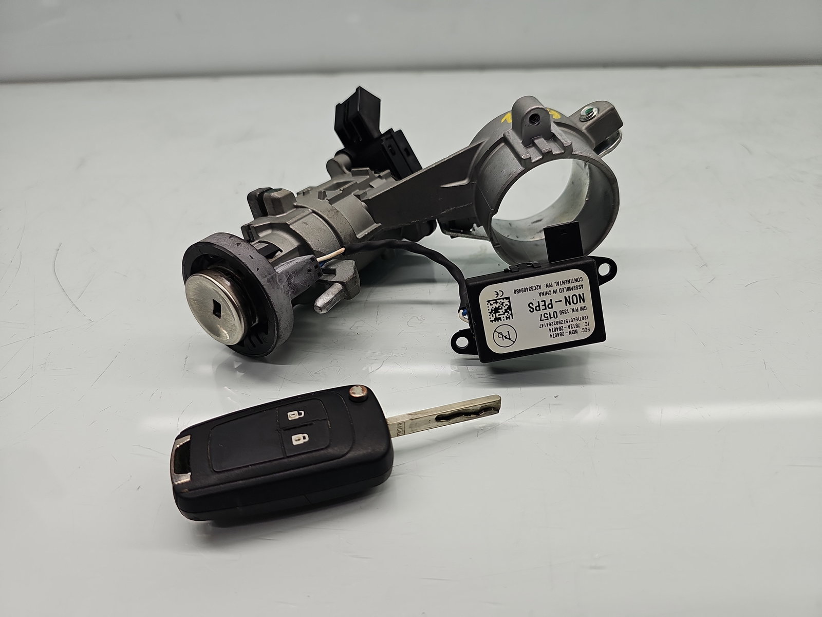 Contact cu cheie Opel Astra J [Fabr 2009-2015] 20939745 2.0 CDTI A20DTH 118KW / 160CP - imagine 2