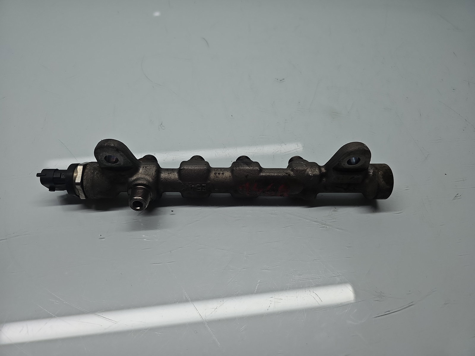 Rampa injectoare Opel Astra J [Fabr 2009-2015] OEM 2.0 CDTI A20DTH 118KW / 160CP - imagine 1