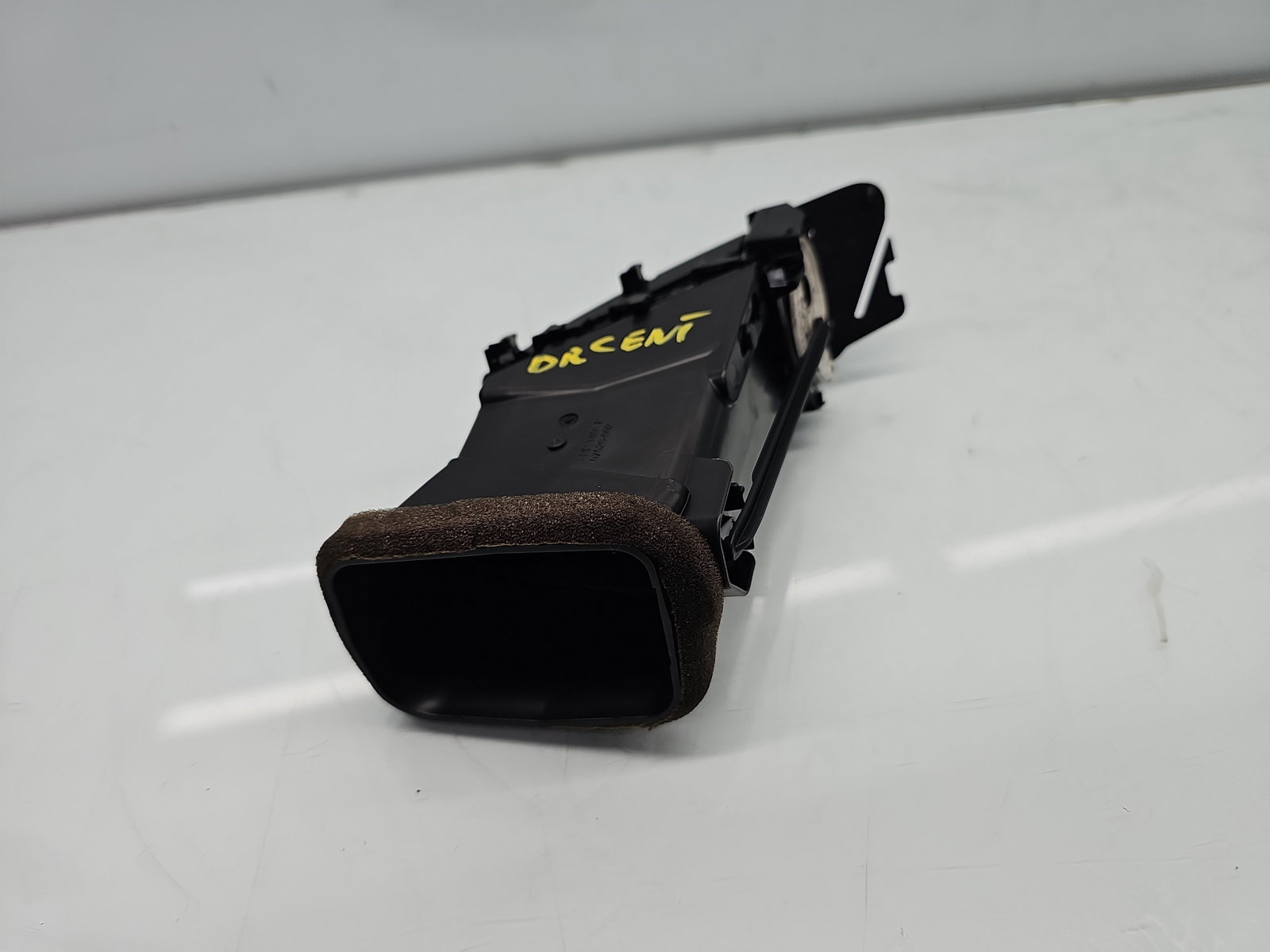 Grila aerisire centrala dreapta Opel Astra J [Fabr 2009-2015] 13303921 - imagine 3