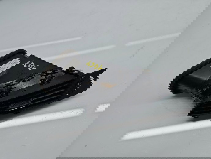  Grila aerisire centrala dreapta Opel Astra J [Fabr 2009-2015] 13303921