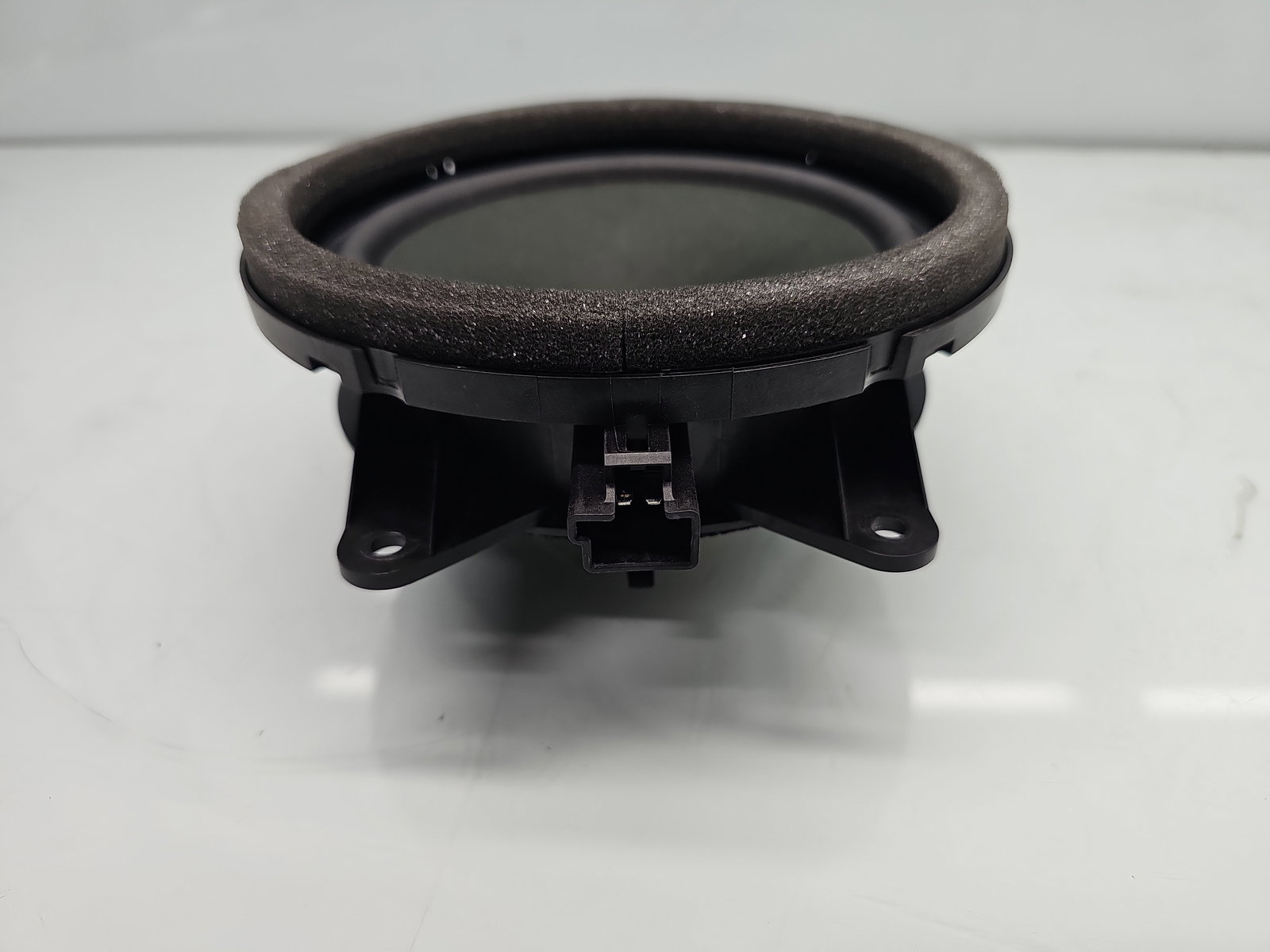 Boxa dreapta spate Volvo XC90 II [Fabr 2015-2024] 31350425 - imagine 2