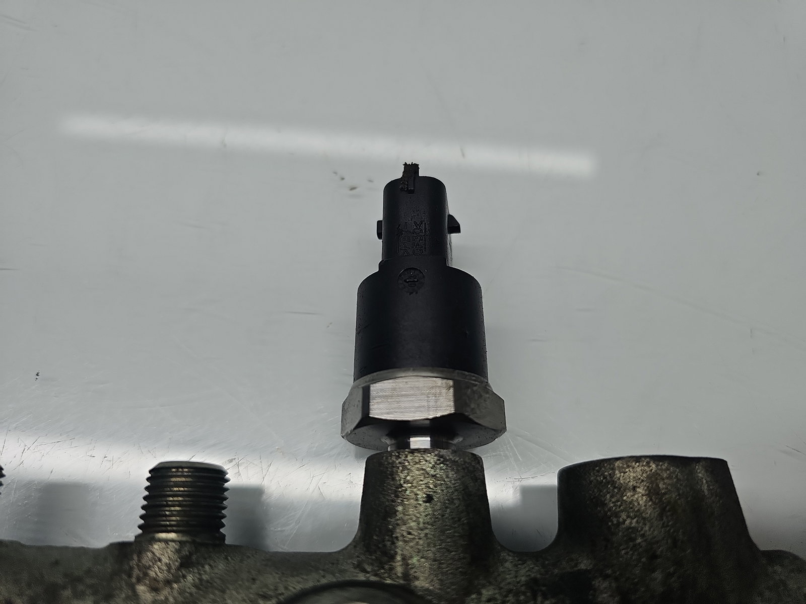 Rampa injectoare Opel Astra H [Fabr 2004-2009] 038277/0445214049 1.7 CDTI Z17DTH 74KW / 100CP - imagine 2