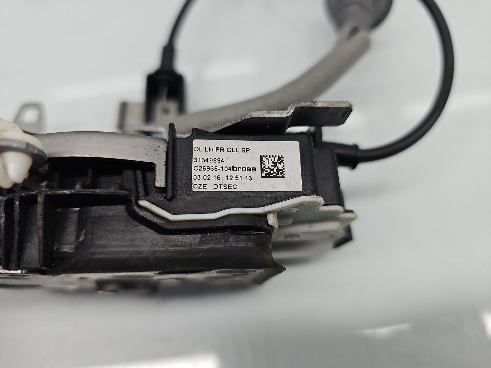 Broasca usa stanga fata Volvo XC90 II [Fabr 2015-2024] 31349894 - imagine 5