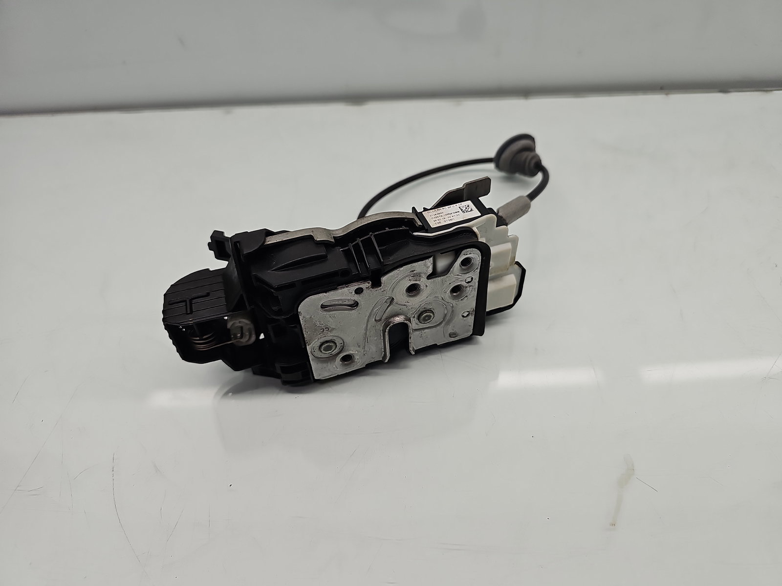 Broasca usa stanga spate Volvo XC90 II [Fabr 2015-2024] 31349898 - imagine 5