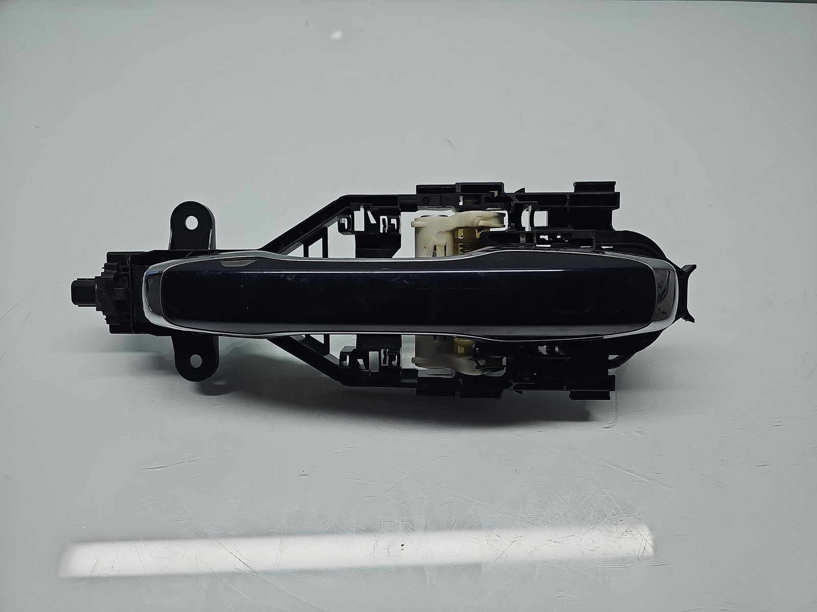 Maner usa dreapta fata Volvo XC90 II [Fabr 2015-2024] 467 MAGIC BLUE - imagine 1