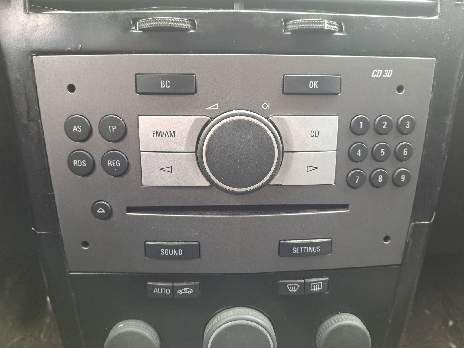 Radio CD Opel Astra H [Fabr 2004-2009] OEM