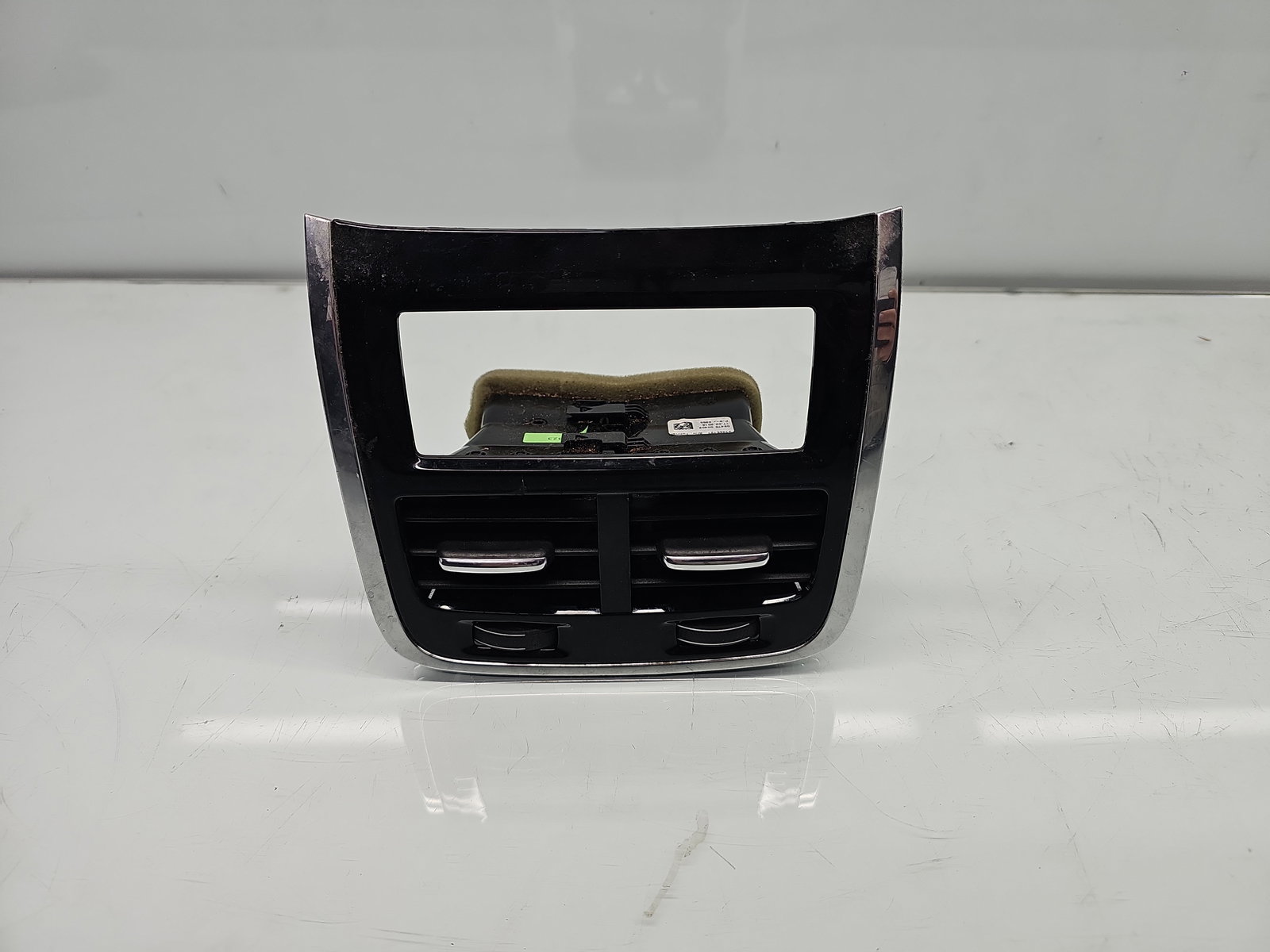 Grila aerisire spate Volvo XC90 II [Fabr 2015-2024] 31365121 - imagine 1