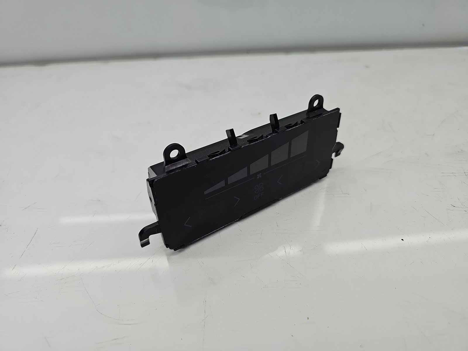 Panou comanda clima spate Volvo XC90 II [Fabr 2015-2024] P31346788 - imagine 2