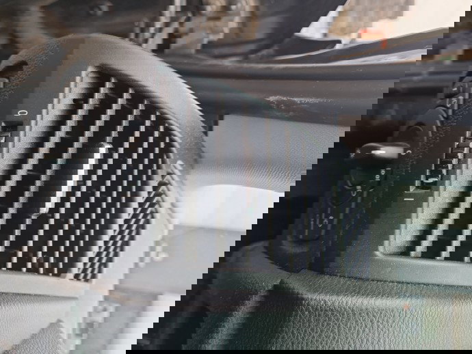  Grila aerisire centrala stanga Bmw 1 (E81, E87) [Fabr 2004-2010] OEM