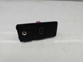  Conector auxiliar USB Volvo XC90 II [Fabr 2015-2024] 31389705