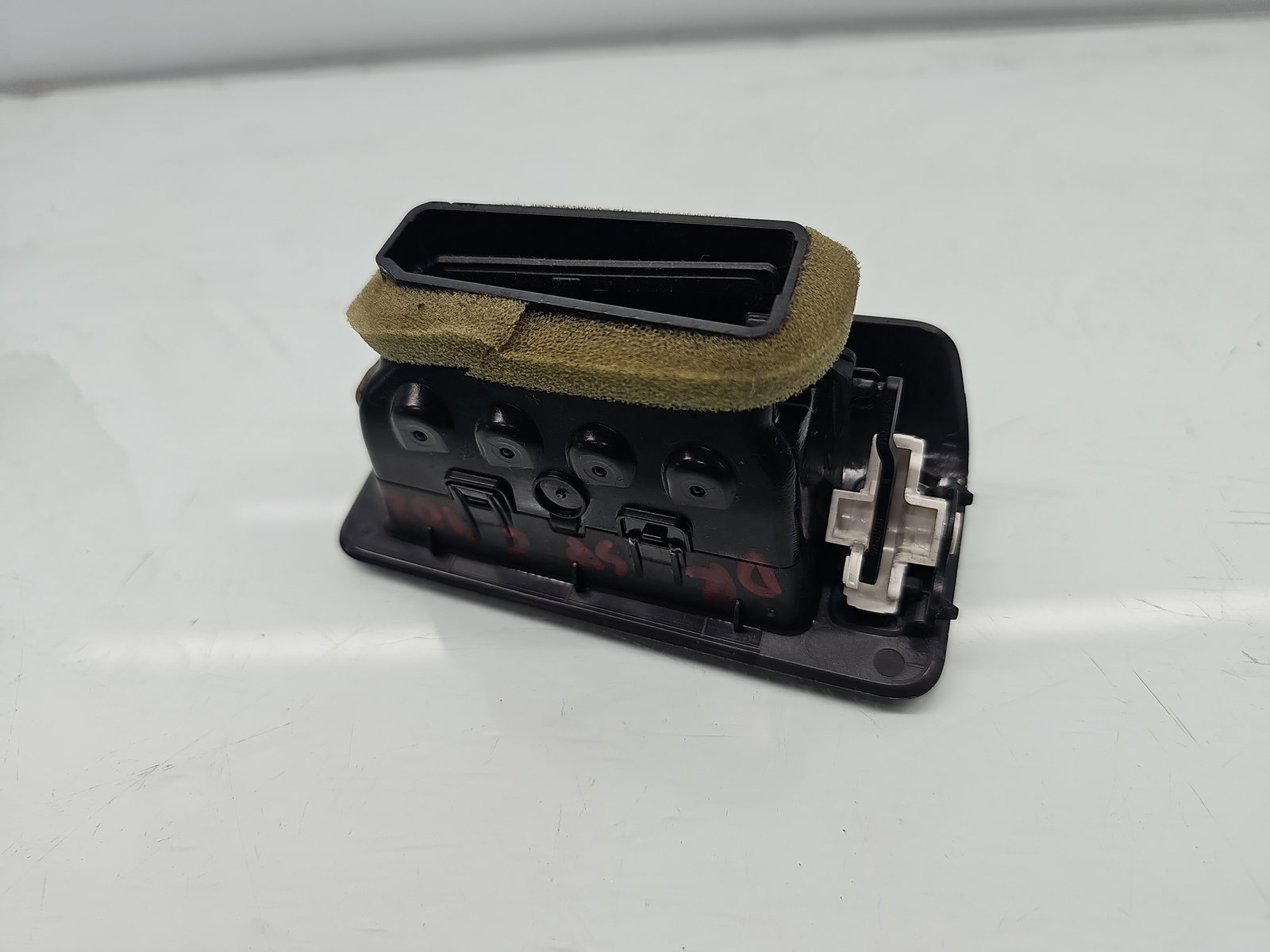 Grila aerisire spate dreapta Volvo XC90 II [Fabr 2015-2024] 31469795 - imagine 3