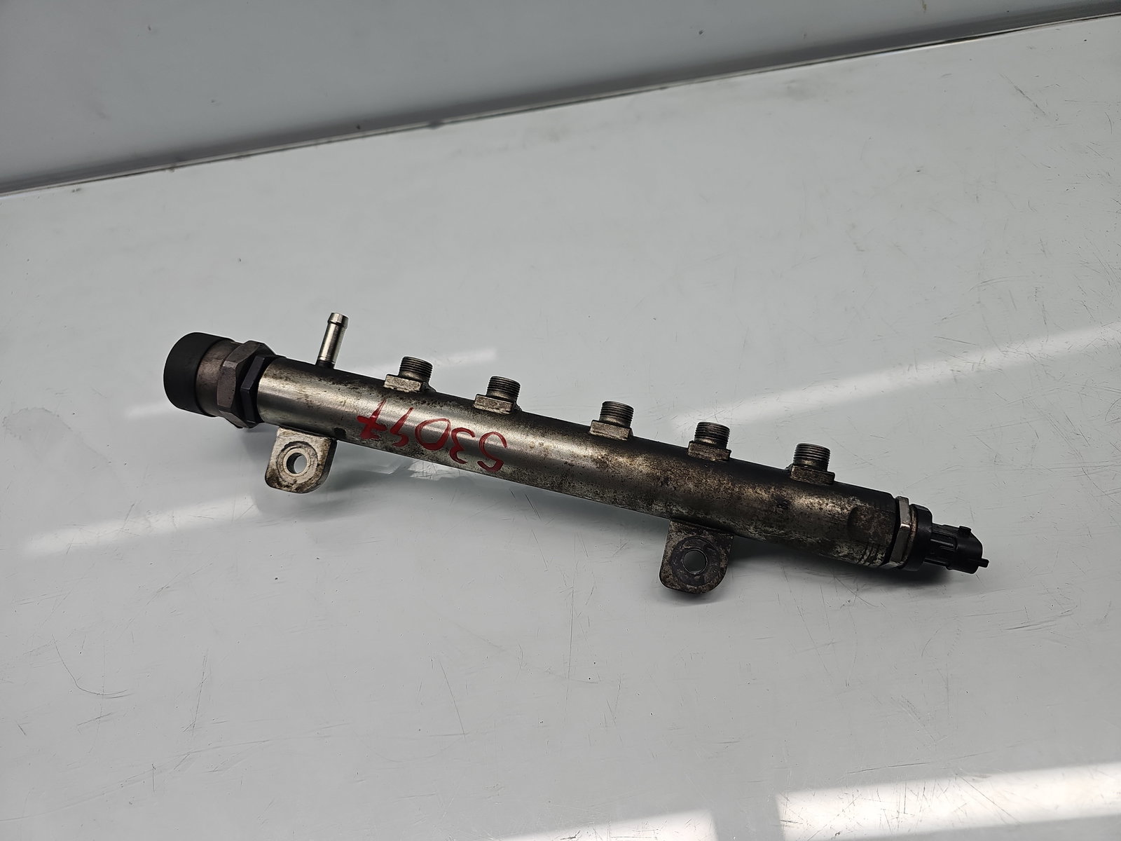 Rampa injectoare Opel Astra H [Fabr 2004-2009] 55200266 1.9 CDTI Z19DT 88KW / 120CP - imagine 2