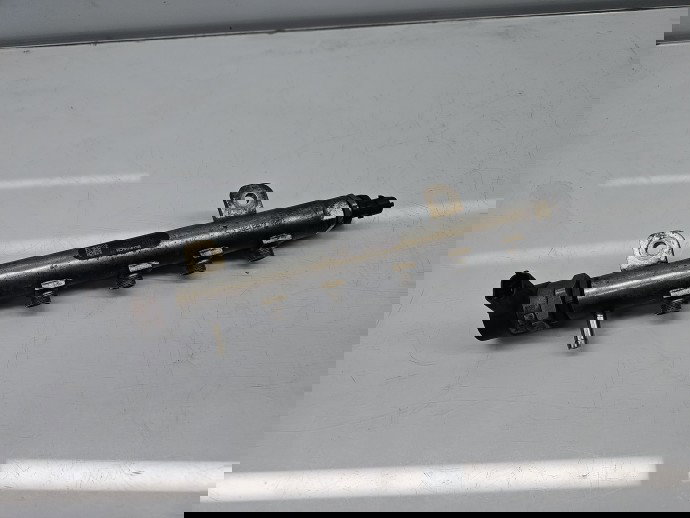 Rampa injectoare Opel Astra H [Fabr 2004-2009] 55200266 1.9 CDTI  Z19DT 88KW / 120CP