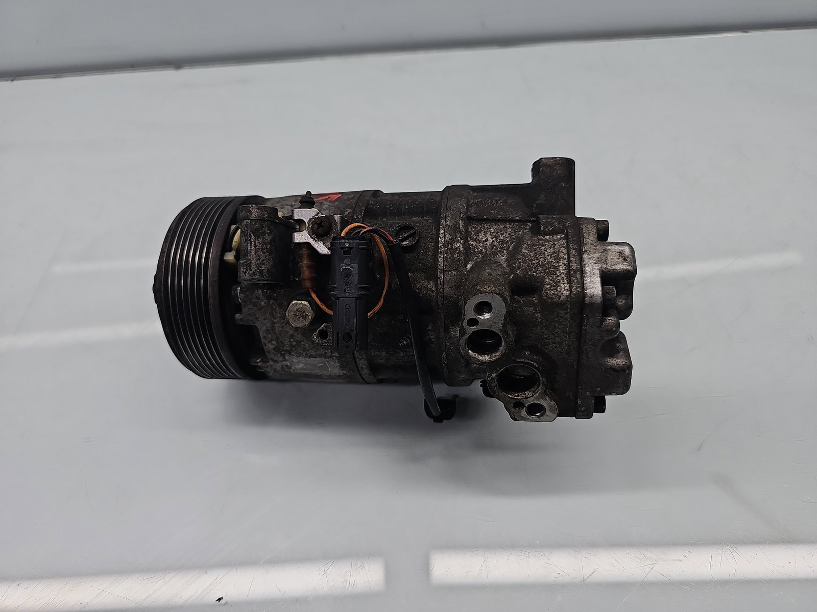 Compresor clima Bmw 1 (E81, E87) [Fabr 2004-2010] OEM 2.0 Benz N43B20 105KW / 143CP - imagine 2