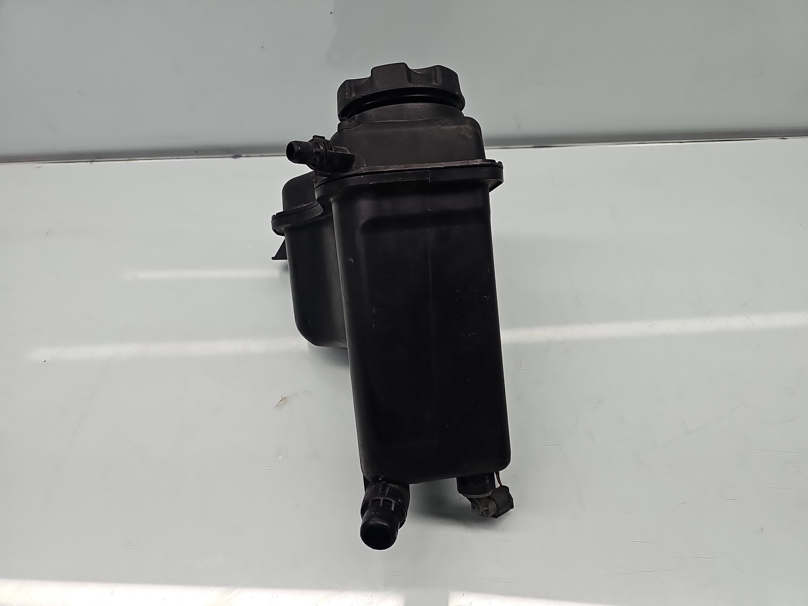 Vas expansiune Bmw 1 (E81, E87) [Fabr 2004-2010] 7567462 - imagine 3