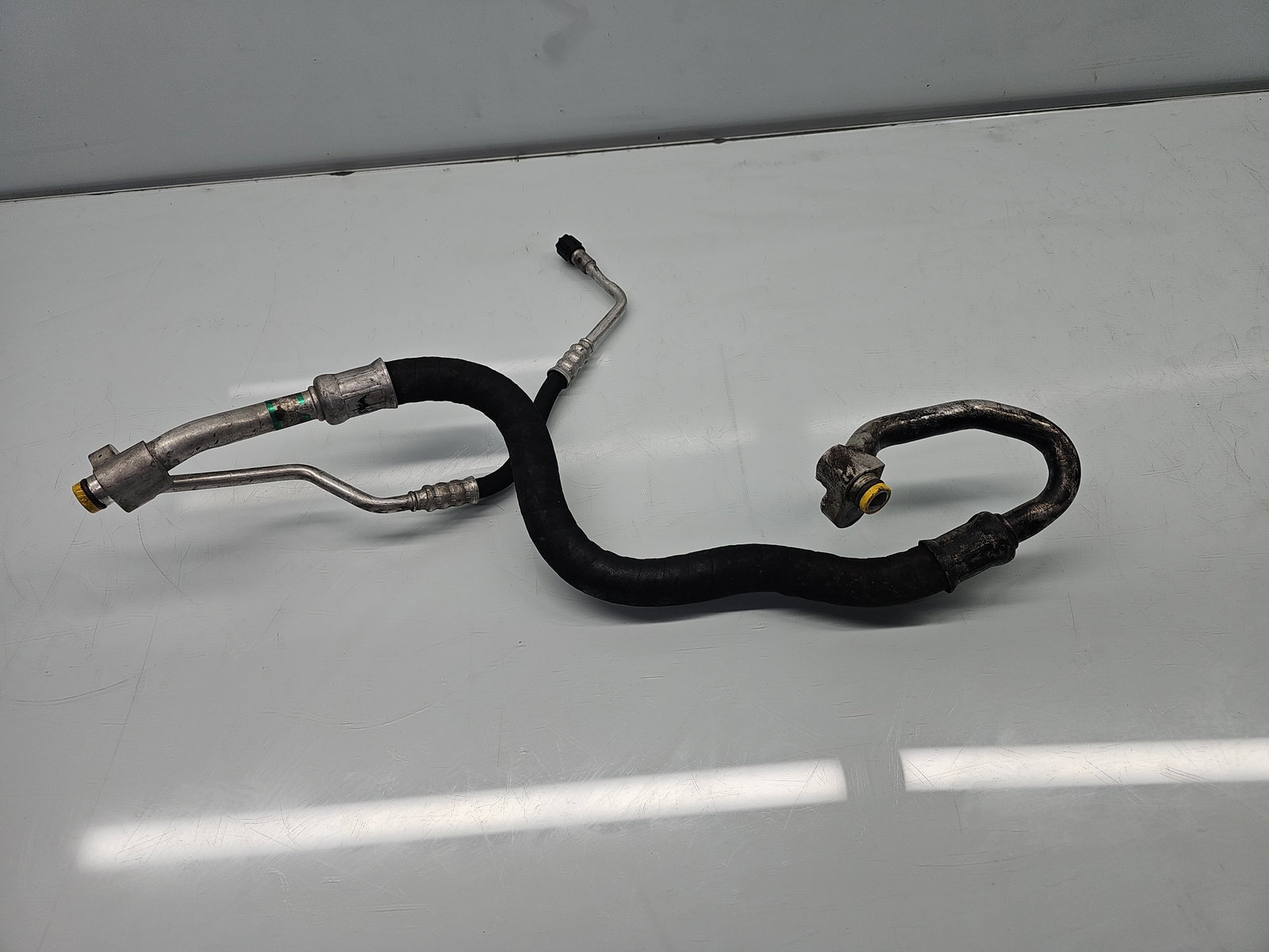 Conducta AC Bmw 1 (E81, E87) [Fabr 2004-2010] 6964964 2.0 Benz N43B20 105KW / 143CP
