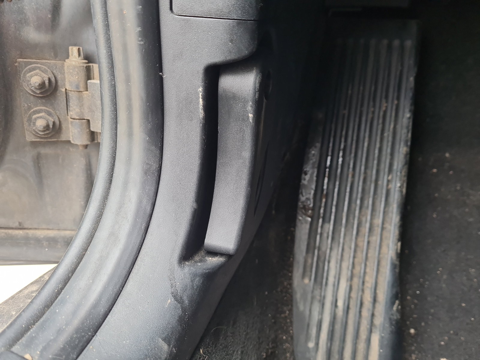 Maner deschidere capota Bmw 1 (E81, E87) [Fabr 2004-2010] OEM