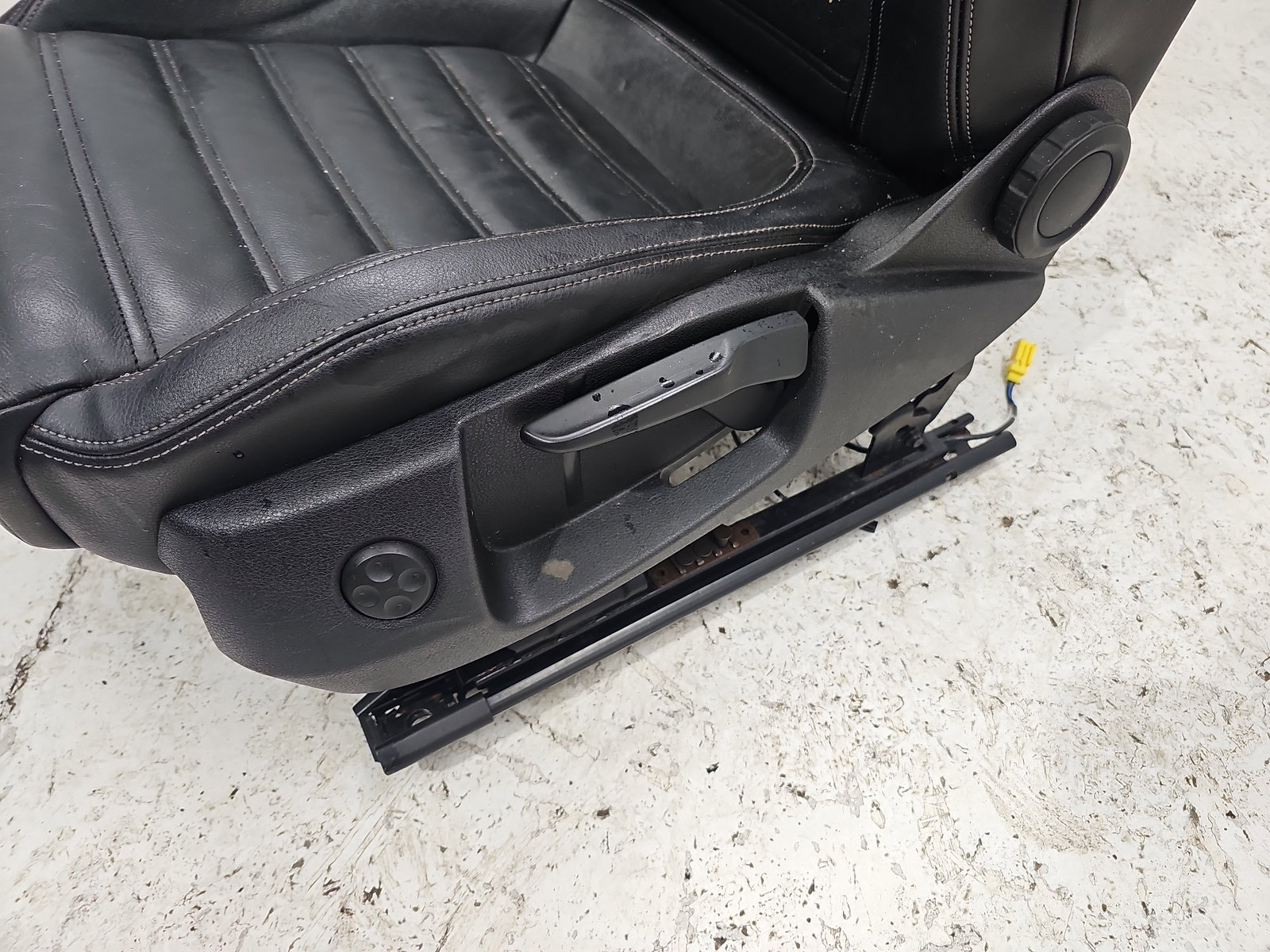 Scaun stanga fata Volkswagen Scirocco (137) Coupe [Fabr 2008-2017] OEM - imagine 2