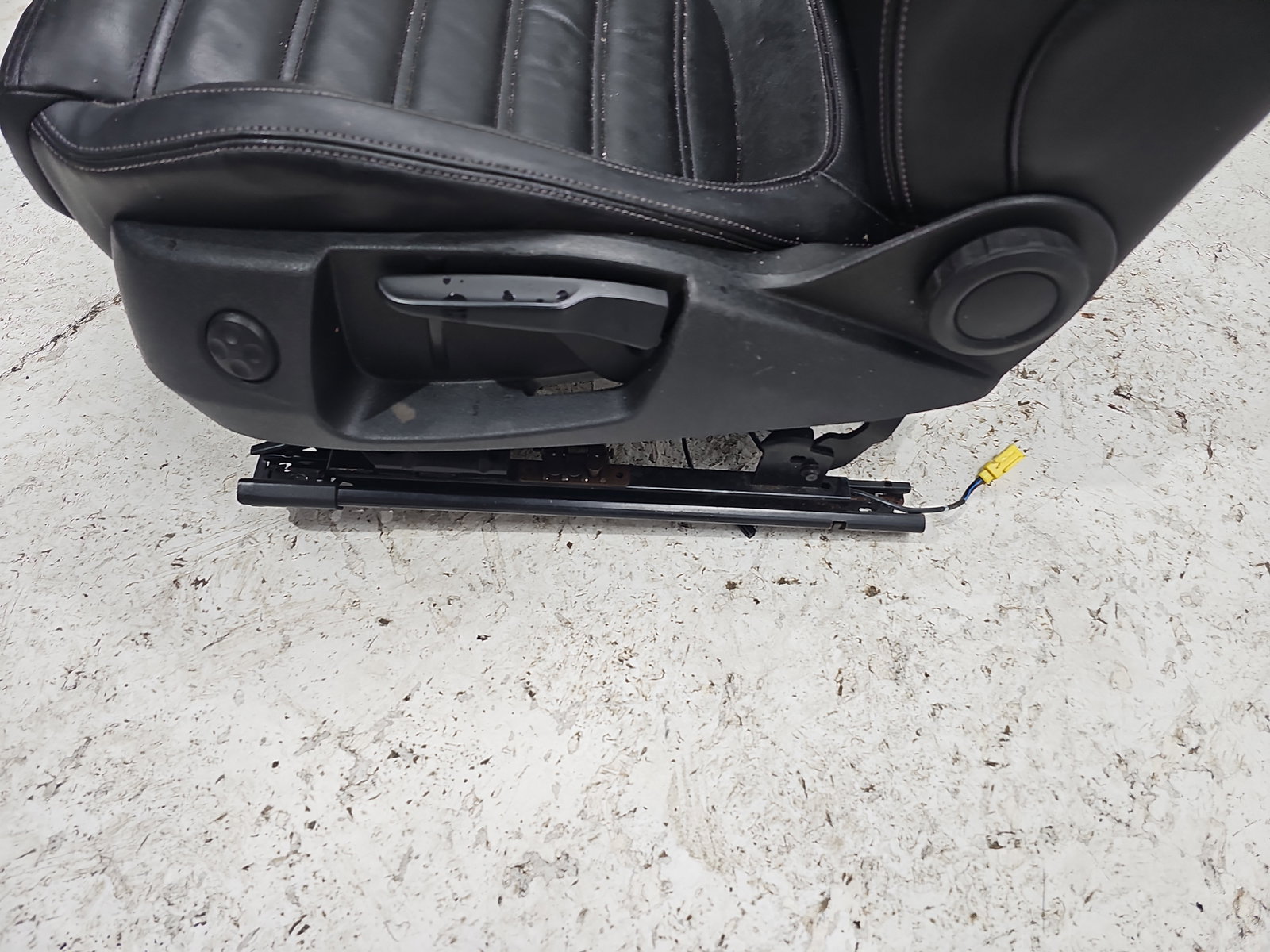 Scaun stanga fata Volkswagen Scirocco (137) Coupe [Fabr 2008-2017] OEM - imagine 8